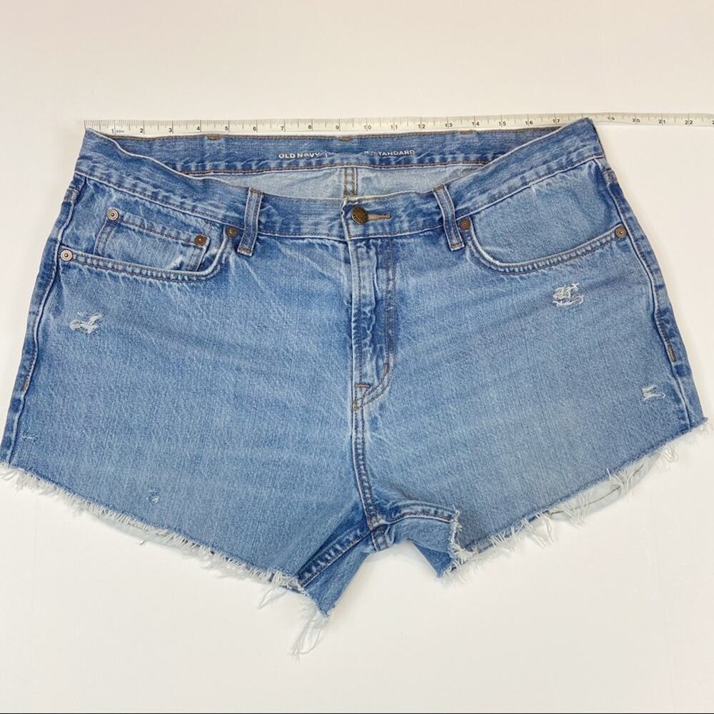 Old Navy Custom Distressed Cut Off Shorts Sz L